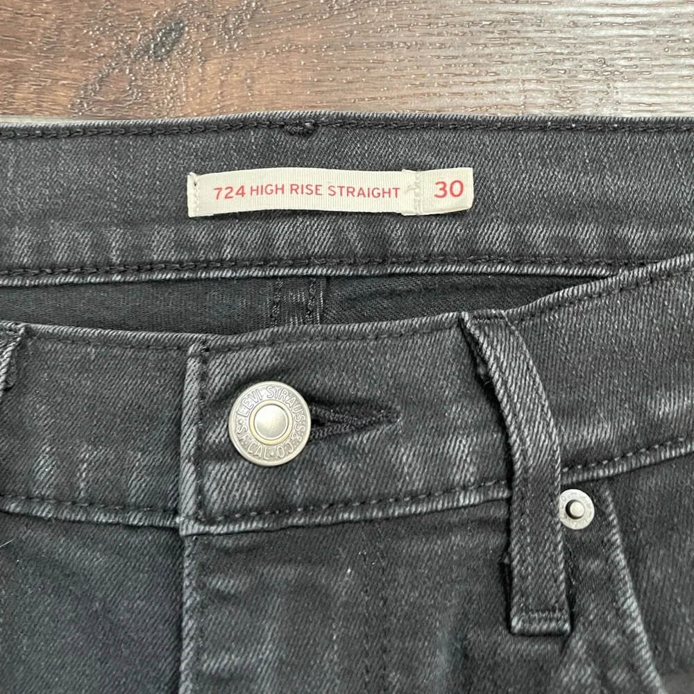 724 Levi’s High Rise Straight - Picture 4 of 6